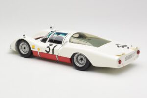 Porsche 906 LH #31 H. Herrmann / H. Linge Porsche System Engineering 24 Hours of Le Mans 1966 Minichamps 1:18 100666131 Kovin – slika 7 od 8