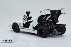 Porsche 908/02 #48 S. McQueen / P. Revson 12 Hours of Sebring 2nd Place Post Race Version 1970 AUTOart 1:18 87072 Kovina – slika 5 od 8