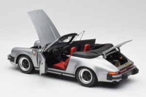 Porsche 911 930 Carrera 3.2 Kabriolet Siva Metalik Minichamps 1:18 100063034 Kovina – slika 5 od 8