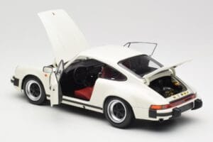Porsche 911 930 Carrera 3.2 Grand Prix White Minichamps 1:18 100063024 Kovina – slika 5 od 8