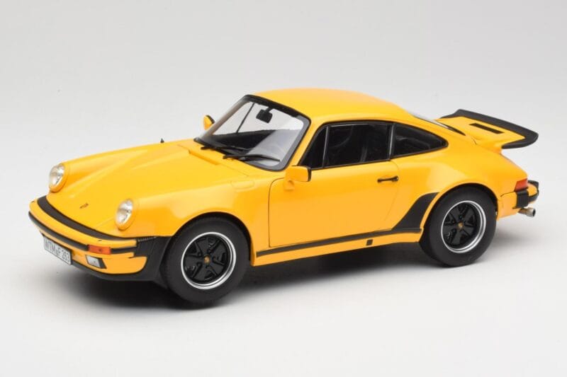 Porsche 911 930 Turbo 3.0 Rumena Norev 1:18 187579 Kovina
