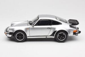 Porsche 911 930 Turbo 3.3 Srebrn Norev 1:18 187574 Kovina – slika 4 od 8