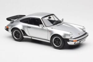 Porsche 911 930 Turbo 3.3 Srebrn Norev 1:18 187574 Kovina – slika 6 od 8
