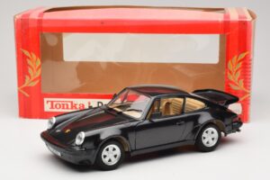 Porsche 911 930 Turbo Zelena Tonka 1:18 01677 Kovina – slika 8 od 8
