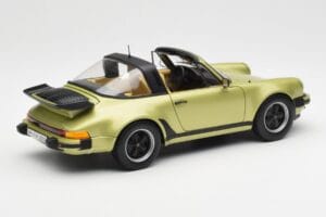 Porsche 911 930 Turbo Targa Zelen Metalik Norev 1:18 187526 Kovina – slika 4 od 10