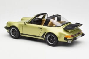 Porsche 911 930 Turbo Targa Zelen Metalik Norev 1:18 187526 Kovina – slika 9 od 10