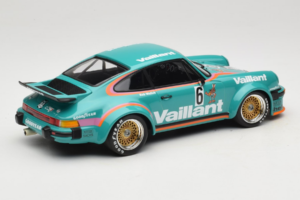 Porsche 911 934 Vaillant #6 B. Wollek Winner Norisring DRM 1976 Minichamps 1:18 155766406 Kovina – slika 2 od 6