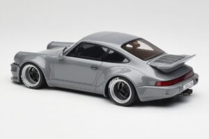 Porsche 911 964 RWB Jonsibal GT Spirit 1:18 GT477 Smola – slika 5 od 6