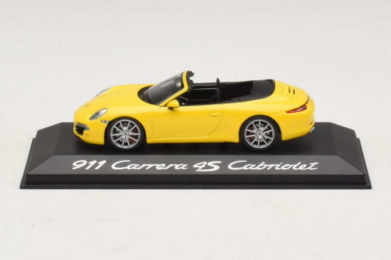 Porsche 911 991 Carrera 4S Kabriolet Rumen Minichamps 1:43 WAP0201120C Kovina