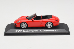 Porsche 911 991 Carrera Kabriolet Rdeč Minichamps 1:43 WAP0200120C Kovina