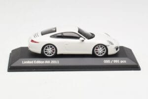Porsche 911 991 Carrera S Bel IAA Frankfurt 2011 Minichamps 1:43 WAX20100090 Kovina – slika 3 od 5