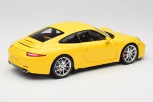 Porsche 911 991 Carrera S Racing Yellow Minichamps 1:18 100061021 Kovina – slika 3 od 8