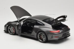 Porsche 911 991 GT3 Grey Metallic Minichamps 1:18 110062720 Kovina – slika 5 od 8