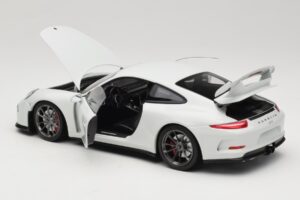 Porsche 911 991 GT3 Bel S Srebrnimi Platišči Minichamps 1:18 113062721 Kovina – slika 5 od 8