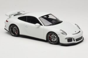 Porsche 911 991 GT3 Bel S Srebrnimi Platišči Minichamps 1:18 113062721 Kovina – slika 6 od 8