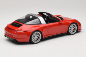 Porsche 911 991 Targa GTS Rdeč GT Spirit 1:18 GT718 Smola – slika 2 od 6