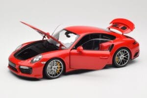 Porsche 911 991 Turbo S Guards Red Minichamps 1:18 110067122 Kovina – slika 2 od 8