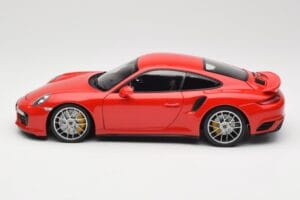 Porsche 911 991 Turbo S Guards Red Minichamps 1:18 110067122 Kovina – slika 4 od 8