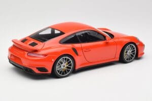 Porsche 911 991 Turbo S Lava Orange Minichamps 1:18 110067120 Kovina – slika 3 od 8