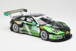 Porsche 911 991.1 GT3 R #540 Black Swan Racing P. Long / T. Pilgrim 24h Daytona 2016 Minichamps 1:18 155166540 Kovina – slika 4 od 6