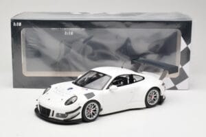 Porsche 911 991.1 GT3 R Bel S Srebrnimi Platišči Minichamps 1:18 153166000 Kovina – slika 6 od 6