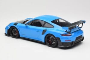 Porsche 911 991.2 GT2 RS Moder s Črnimi Platišči Minichamps 1:18 155068308 Kovina – slika 5 od 6