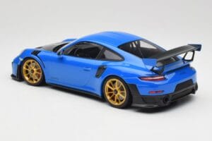 Porsche 911 991.2 GT2 RS Moder z Zlatimi Platišči Minichamps 1:18 155068302 Kovina – slika 5 od 6