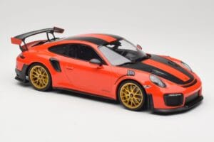 Porsche 911 991.2 GT2 RS Oranžen Weissach Package Zlata Platišča Minichamps 1:18 155068305 Kovina – slika 4 od 6