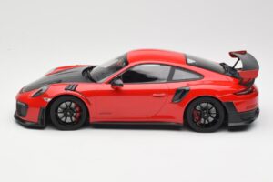 Porsche 911 GT2 RS 991.2 Rdeč Črna Platišča Minichamps 1:18 155068307 Kovina – slika 3 od 6