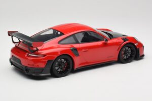 Porsche 911 GT2 RS 991.2 Rdeč Črna Platišča Minichamps 1:18 155968307 Kovina – slika 2 od 6