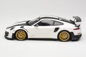 Porsche 911 991.2 GT2 RS Weissach Package Bel Z Zlatimi Platišči Minichamps 1:18 153068308 Kovina – slika 3 od 6