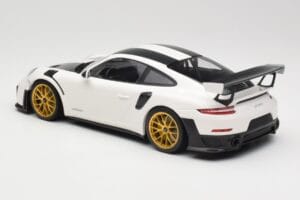 Porsche 911 991.2 GT2 RS Weissach Package Bel Z Zlatimi Platišči Minichamps 1:18 153068308 Kovina – slika 5 od 6