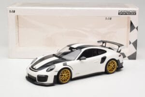 Porsche 911 991.2 GT2 RS Weissach Package Bel Z Zlatimi Platišči Minichamps 1:18 153068308 Kovina – slika 6 od 6