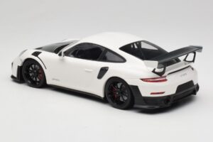 Porsche 911 991.2 GT2 RS Bel Minichamps 1:18 155068301 Kovina – slika 5 od 6