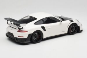 Porsche 911 991.2 GT2 RS Bel Minichamps 1:18 155068301 Kovina – slika 2 od 6