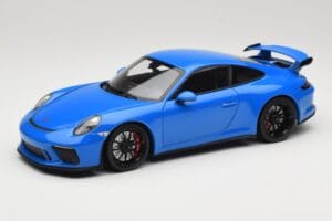 Porsche 911 991.2 GT3 Moder Minichamps 1:18 110067024 Kovina