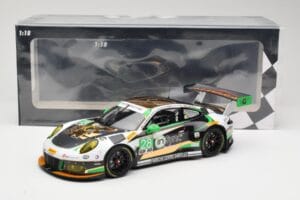 Porsche 911 991.2 GT3 R #28 Alegra Motorsports D. de Quesada / M. Morad Class Winners 24 Hours of Daytona 2017 Minichamps 1:1 – slika 6 od 6