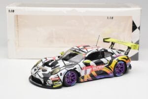 Porsche 911 991.2 GT3 R #8 Iron Force Ring Police 24 Hours Nürburgring 2019 Minichamps 1:18 153196088 Kovina – slika 6 od 6