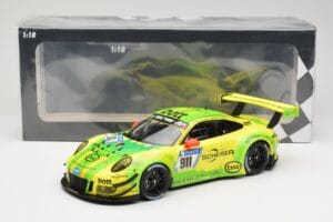 Porsche 911 991.2 GT3 R #911 Manthey Racing R. Dumas / F. Makowiecki 24 Hours of Nurburgring 2017 Minichamps 1:18 155176911 K – slika 6 od 6