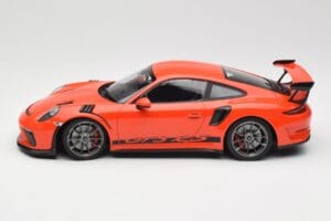 Porsche 911 991.2 GT3 RS Lava Orange & Srebrna Platišča Minichamps 1:18 155068225 Kovina – slika 3 od 6