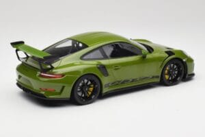Porsche 911 991.2 GT3 RS Lizard Zelen S Črnimi Platišči Minichamps 1:18 155068233 Kovina – slika 2 od 6