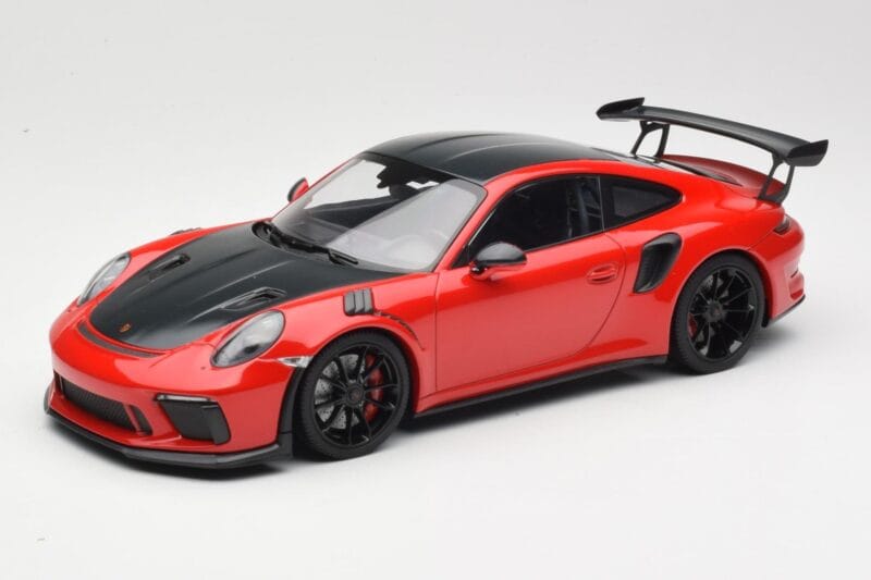 Porsche 911 991.2 GT3 RS Weissach Package Rdeč s Črnimi Platišči Minichamps 1:18 155068230 Kovina