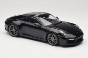 Porsche 911 992 Carrera 4S Blue Metallic Minichamps 1:18 155067321 Kovina – slika 4 od 6