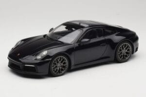 Porsche 911 992 Carrera 4S Blue Metallic Minichamps 1:18 155067321 Kovina