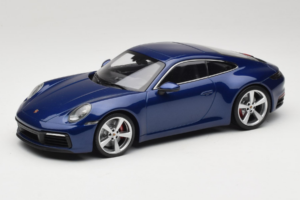 Porsche 911 992 Carrera 4S Blue Metallic Minichamps 1:18 153067327 Kovina