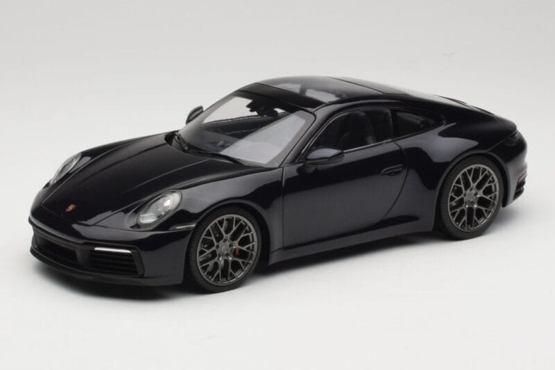 Porsche 911 992 Carrera 4S Blue Metallic Minichamps 1:18 155067321 Kovina