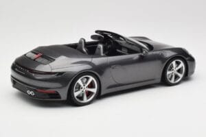 Porsche 911 992 Carrera 4S Kabriolet Agate Grey Metallic Minichamps 1:18 155067336 Kovina – slika 2 od 6