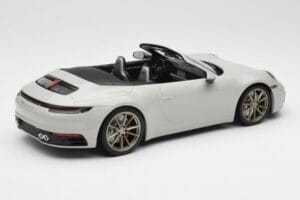 Porsche 911 992 Carrera 4S Kabriolet Siv Minichamps 1:18 155067335 Kovina – slika 2 od 6