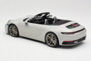 Porsche 911 992 Carrera 4S Kabriolet Siv Minichamps 1:18 155067335 Kovina – slika 5 od 6