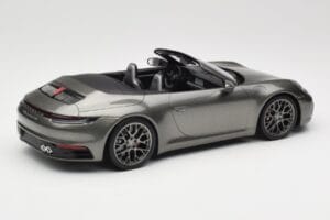 Porsche 911 992 Carrera 4S Kabriolet Mamba Green Metallic Minichamps 1:18 155067337 Kovina – slika 2 od 6